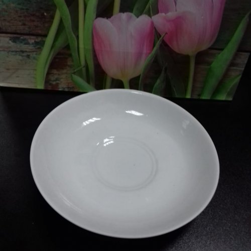 Блюдце белое фарфор