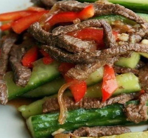 Салат с обжаренной говядиной