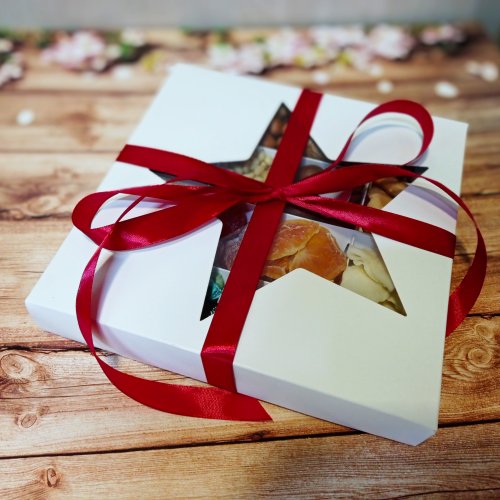 Микс 9 орехов и сухофруктов