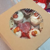 Пирожные и другое для любимых