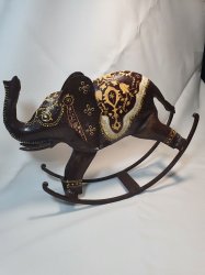 Айр слон на качелях