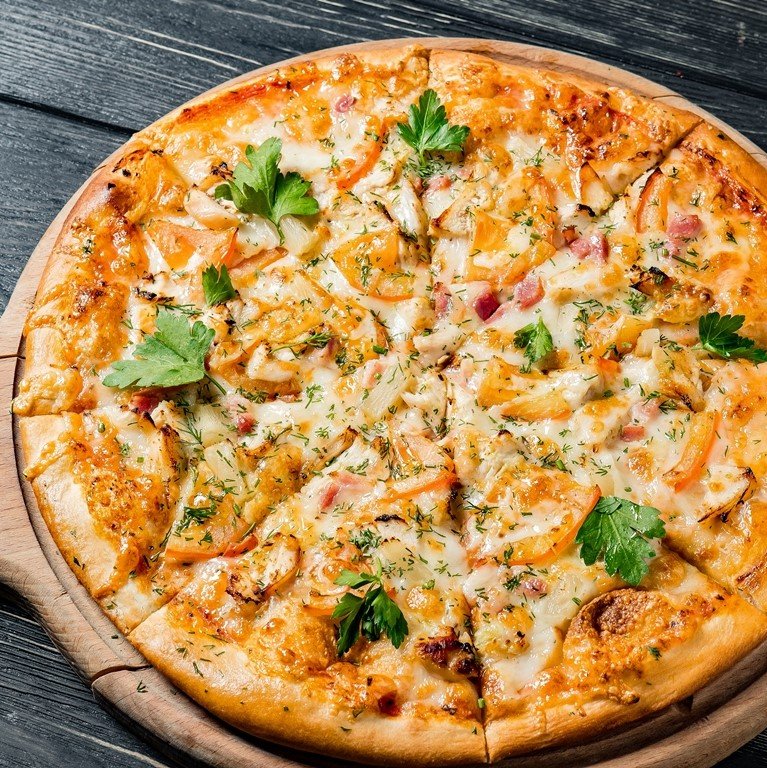 Пицца с курицей