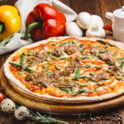 Пицца с рубленным мясом