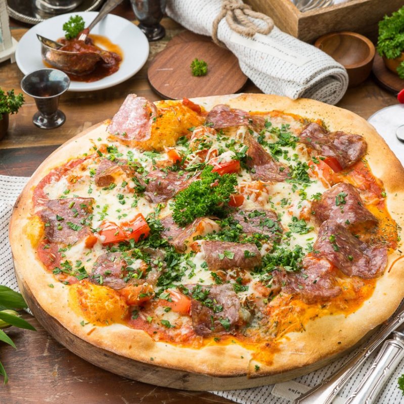 Пицца с суджуком