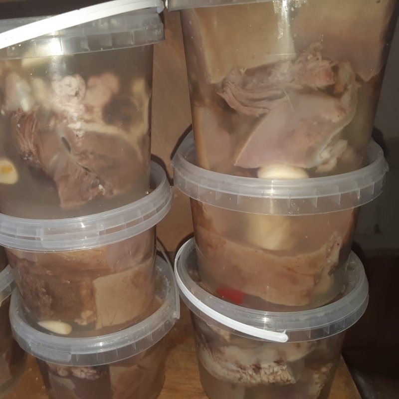 Говяжья голова в рассоле