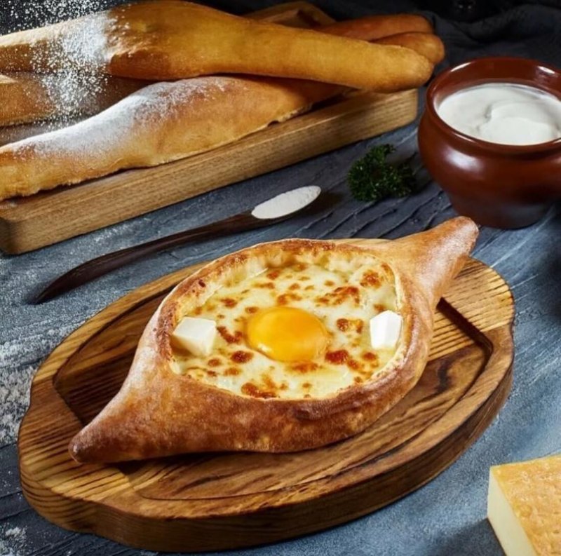 Хачапури по-аджарски