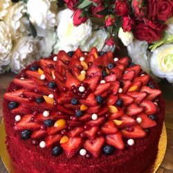 Торт «Клубничный бархат»