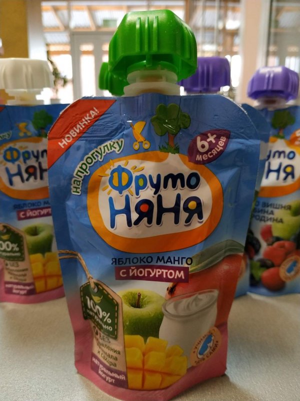 Фруктовое пюре Фрутоняня (яблоко,манго с йогуртом)