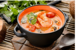 Суп Том Ям с морепродуктами