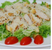 Салат Цезарь с курицей