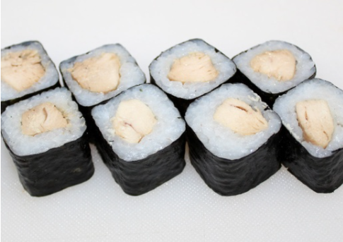 ролл с курицей терияки