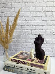   Бюст женский "Жаклин" и "Жаклин кристалл", свеча из пчелиного воска