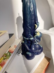 Урр с наездницей, свеча из пчелиного воска