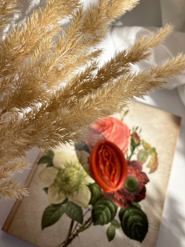 Йони, свеча из пчелиного воска