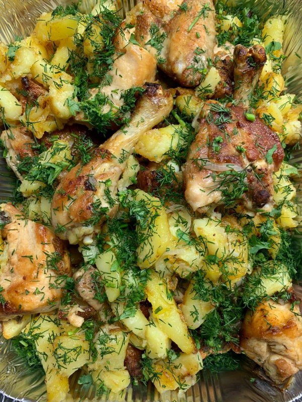 Жаркое с целой курицей