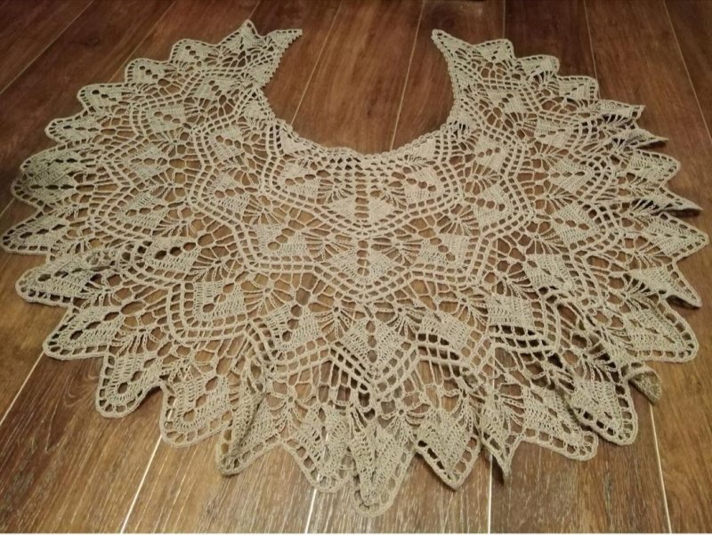 Вязаная шаль-перелина