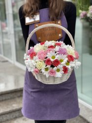 Корзина "Цветовая гамма"