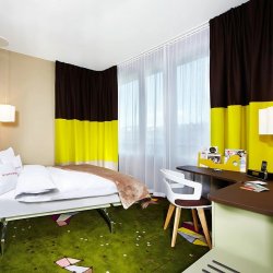 Шторы на угловые окна