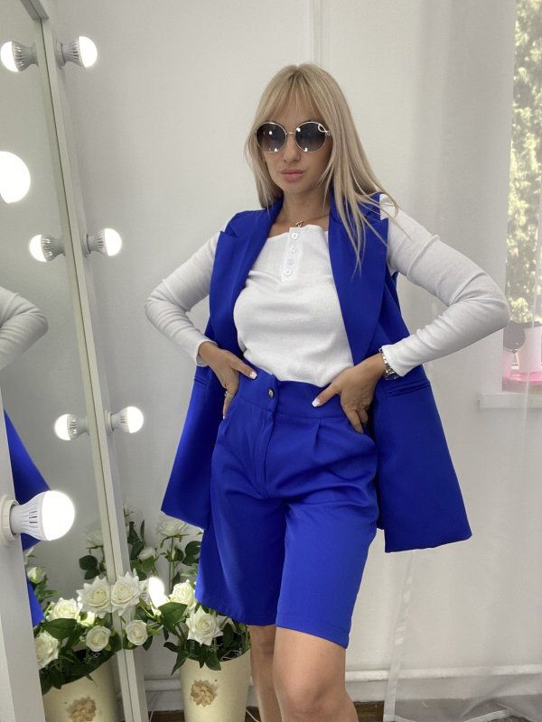 Костюм с шортами