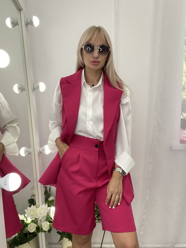 Костюм с шортами