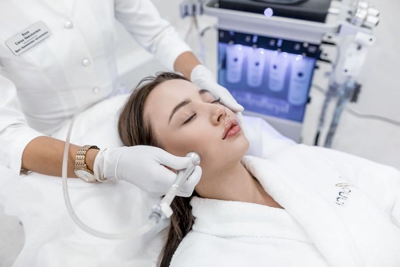 Вакуумный гидропилинг Hydrafacial