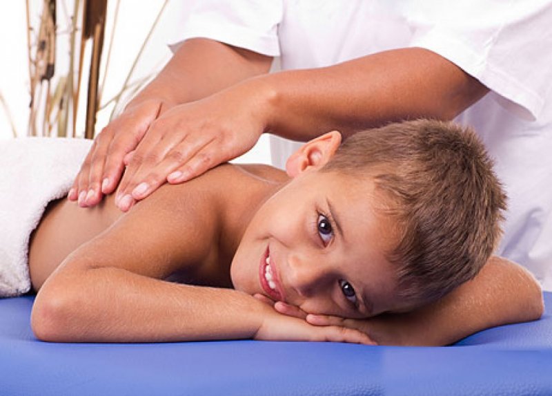 Детский общий массаж тела