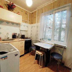 1-к. квартира, 35 м², 2/4 эт. Адрес: Краснодарский край, Сочи, микрорайон Заречный, Цветной б-р, 16