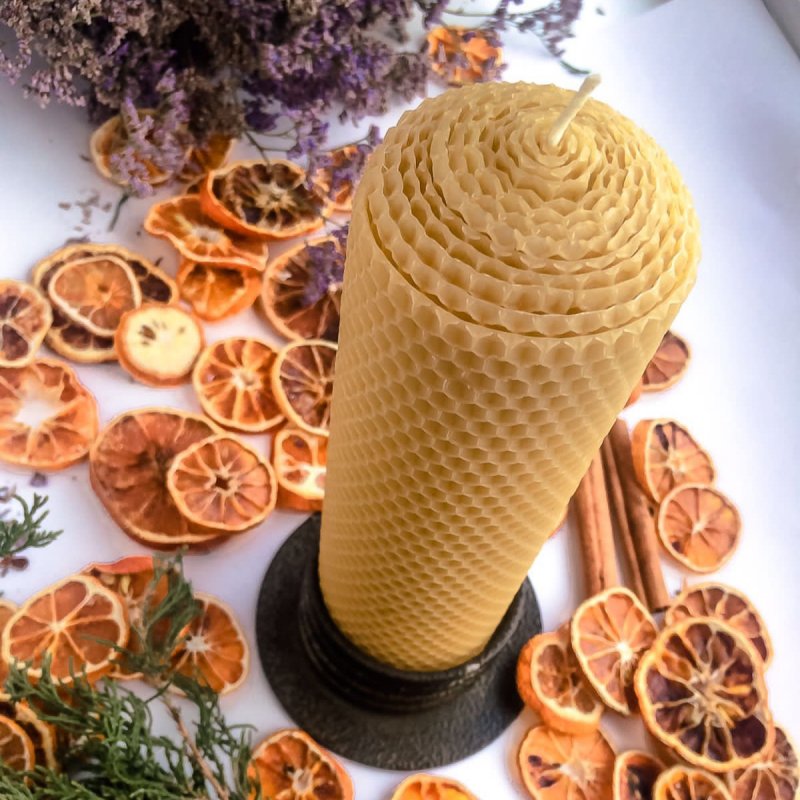 Восковая свеча 20 см