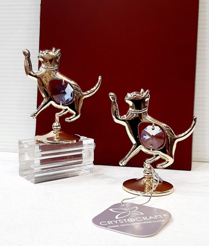 Фигурка с кристаллами SW, Котик