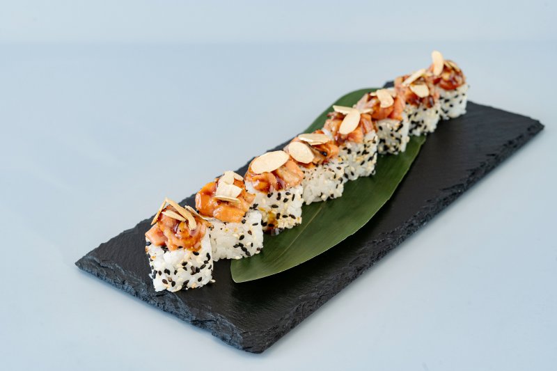 Ролл Татаки Изуми Дай