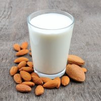МИНДАЛЬНОЕ МОЛОКО