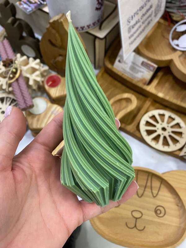 Елочка витая, свеча из пчелиного воска