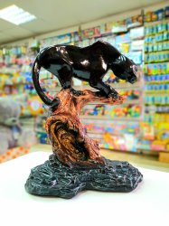 Статуэтка "Пантера на дереве"