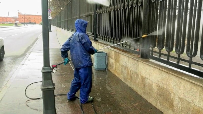 Чистка мытье заборов