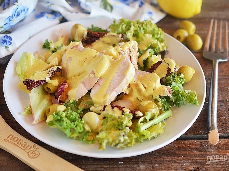 Итальянский салат с курицей (халяль)