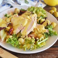 Итальянский салат с курицей (халяль)