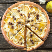 4 Сыра белая с грецким орехом 