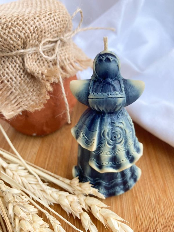 Свеча из пчелиного воска "Берегиня"