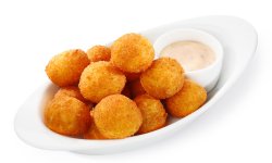 Сырные шарики детские с ягодным вареньем