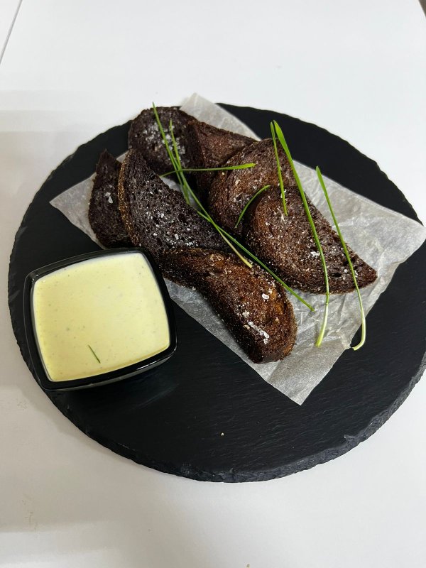 Гренки чесночные