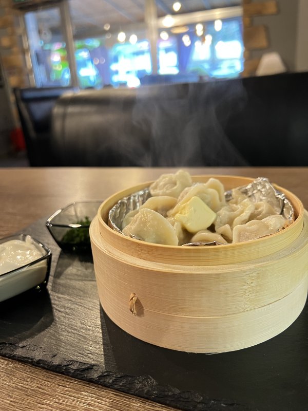 Пельмени из свинины ручной лепки