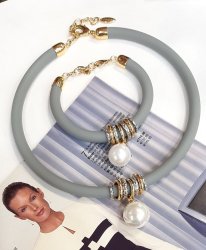 Комплект с жемчугом, Uvelina