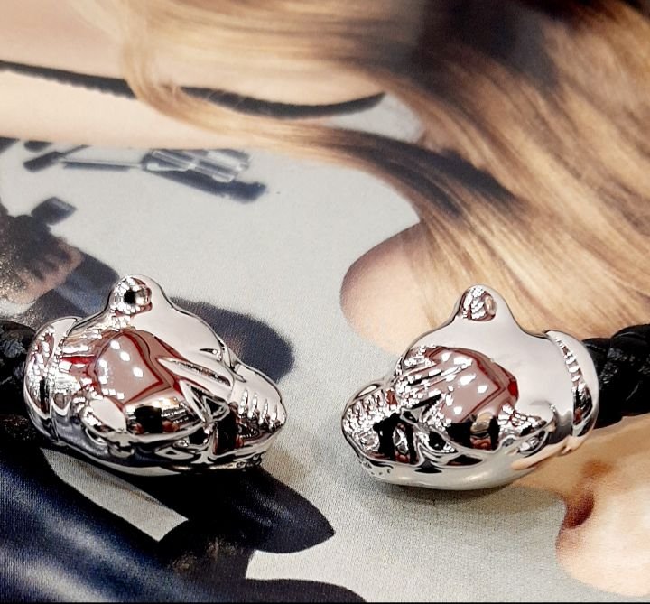 Комплект "Пантеры", Uvelina