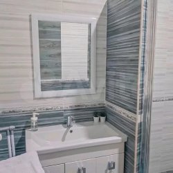 2-к. квартира, 81 м², 5/6 эт.