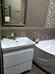 2-к. квартира, 76 м², 4/6 эт.