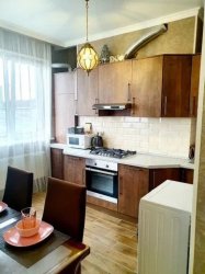 2-к. квартира, 76 м², 4/6 эт.