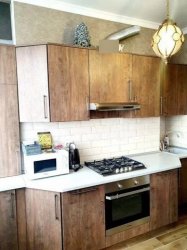 2-к. квартира, 76 м², 4/6 эт.