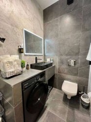 1-к. квартира, 63 м², 2/10 эт.