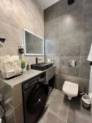 1-к. квартира, 63 м², 2/10 эт.