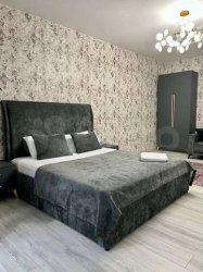 4-к. квартира, 150 м², 3/10 эт.